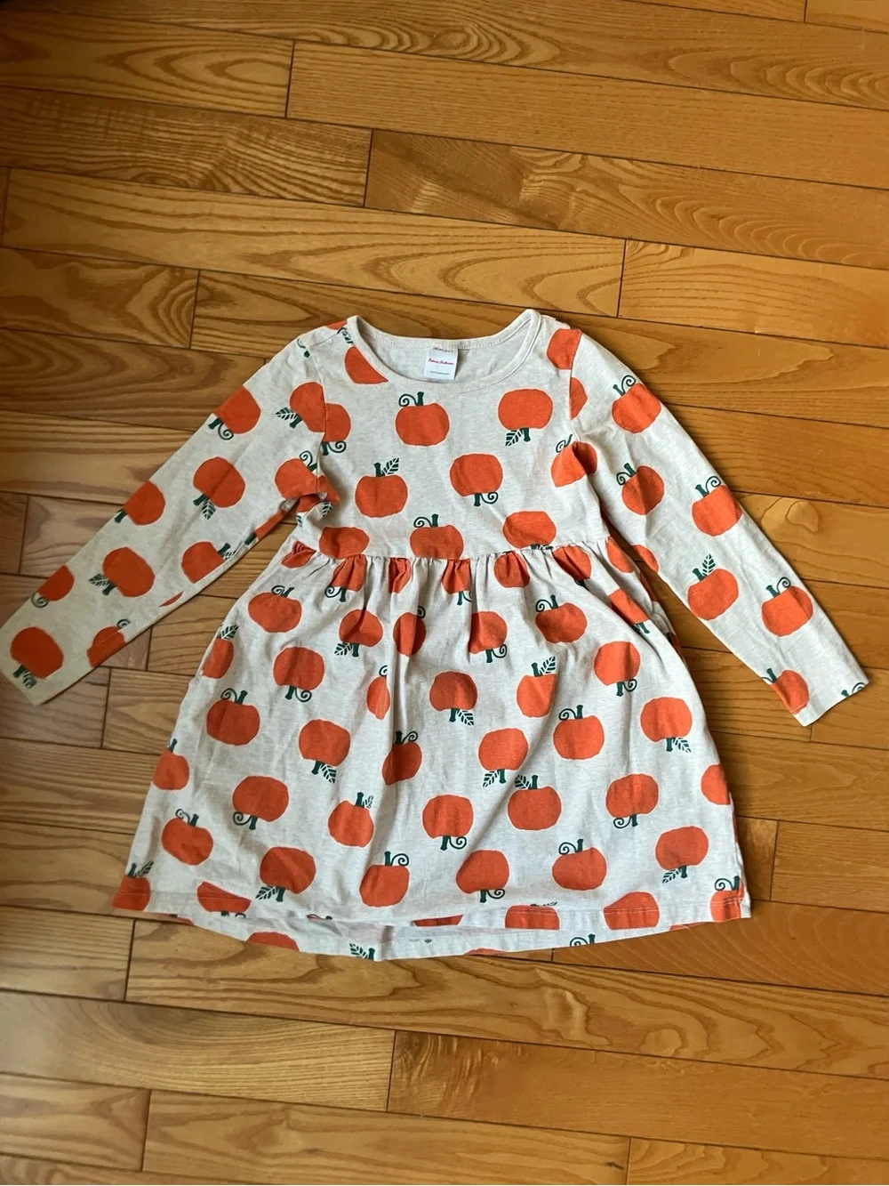 Hanna Andersson size 6-7 pumpkin dress